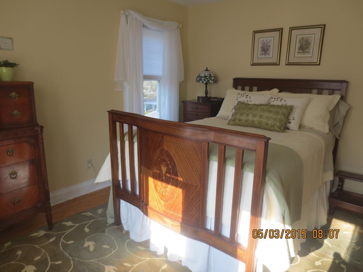 Bed and Breakfast Robinsong Thorold Номер фото