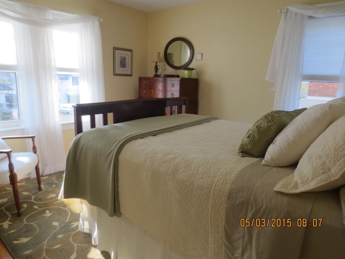 Bed and Breakfast Robinsong Thorold Номер фото