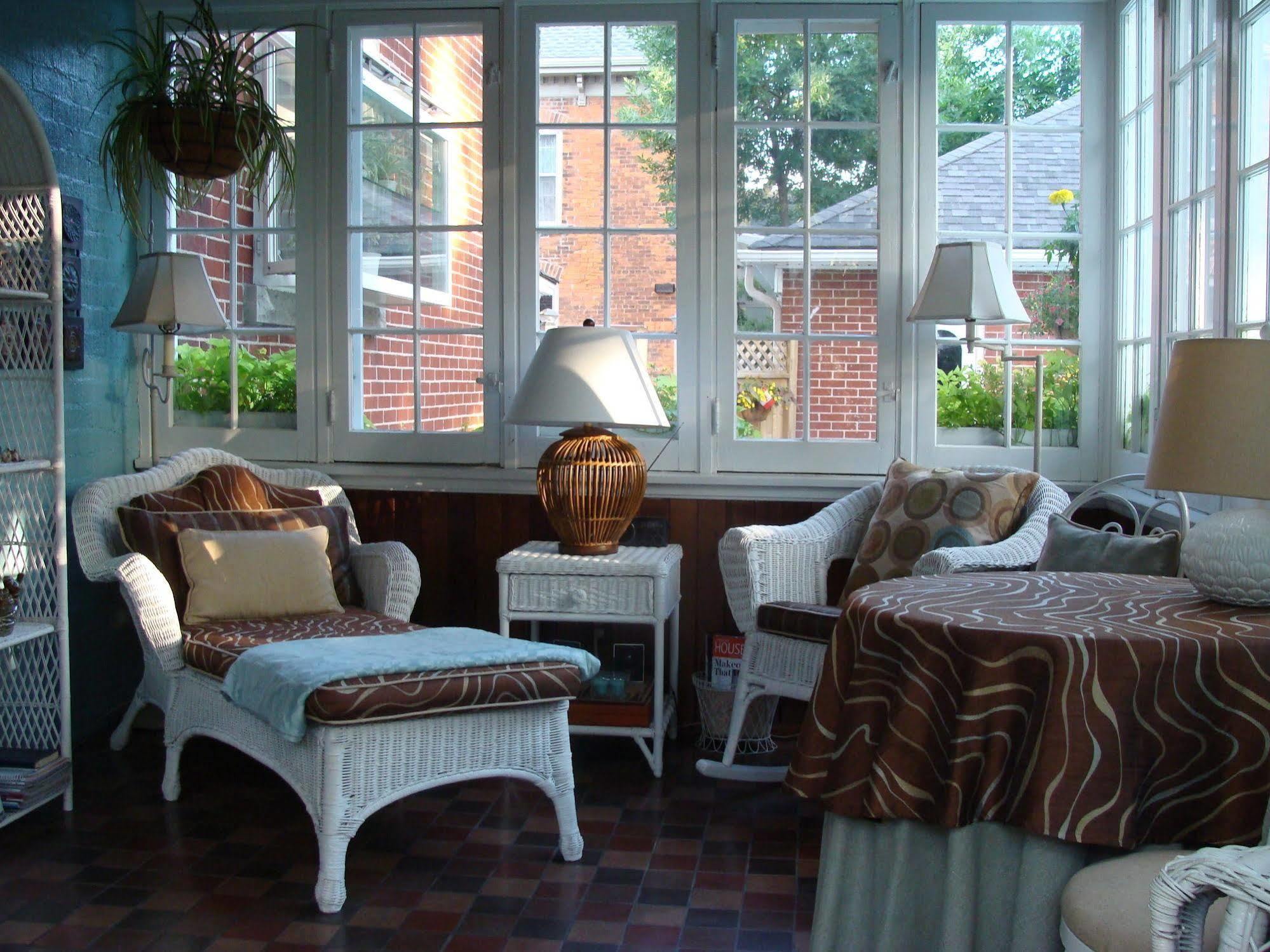 Bed and Breakfast Robinsong Thorold Екстер'єр фото